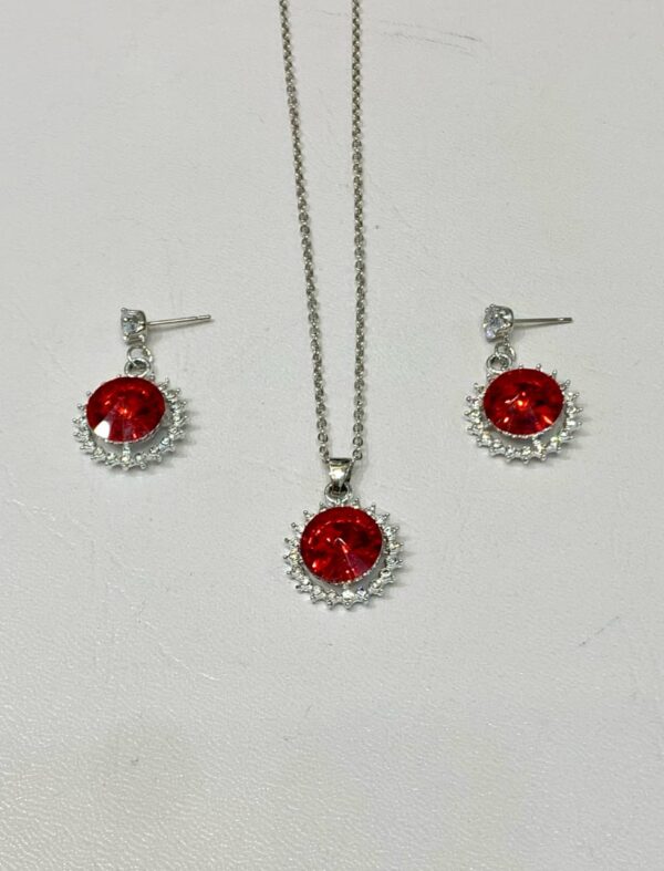 China Gold Locket Set By unique Fancy Jewellery Available in 6 Colors.