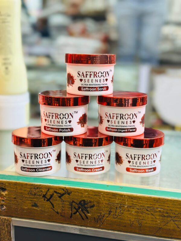 SAFFROON SEENES ULTRA WHITING FACIAL