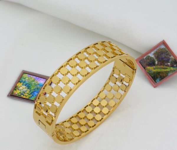 Fancy High Quality Bangle 1 pc for Girls & women