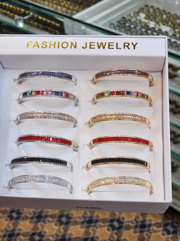 China Gold Handcuff Exclusive By Unique Fancy Jewellery For Women Available in Different Colors (1 Pc).