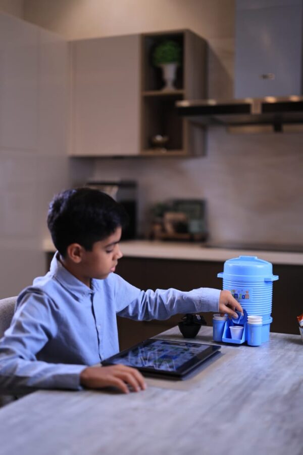 ZAMZAM COOLER 2 LITRES / PLASTIC BODY TRAVEL COOLER - Image 3