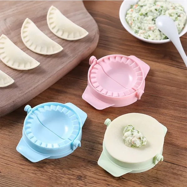DIY Plastic Dumpling Mold Dough Press Gadgets For Cooking - Image 5