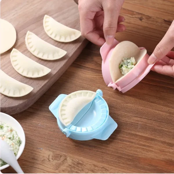 DIY Plastic Dumpling Mold Dough Press Gadgets For Cooking