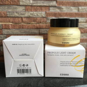 COSRX Full Fit Propolis Light Cream, Hydrating Daily Day and Night Moisturiser, Skin Care, 65 ml.