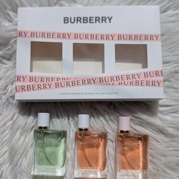 Burberry Perfume Gift Set (3 x 30ml) - Image 2