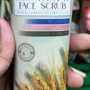 Disaar Rice Face Scrub Reveals a Brighter Complexion.