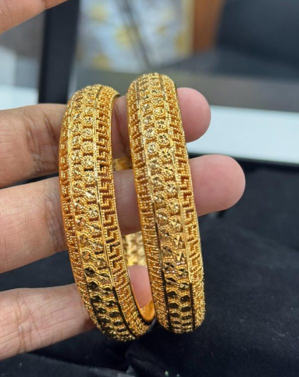 China Gold Bangles for girls And Women.