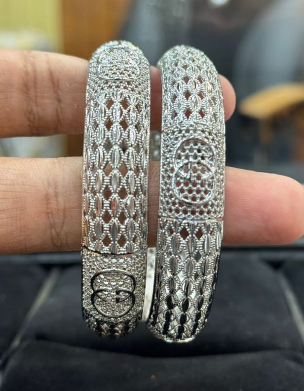 China Gold Bangles, Unique design for girls And Women. - Image 3