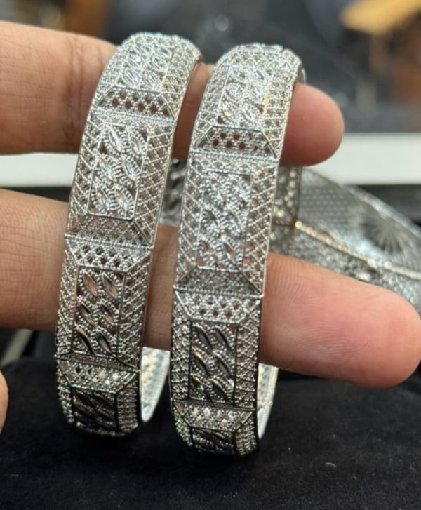 China Gold Bangles, Unique And Different designs bangles for girls And Women - Image 10