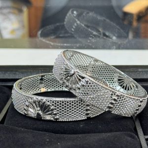 China Gold Bangles, Unique And Different designs bangles for girls And Women
