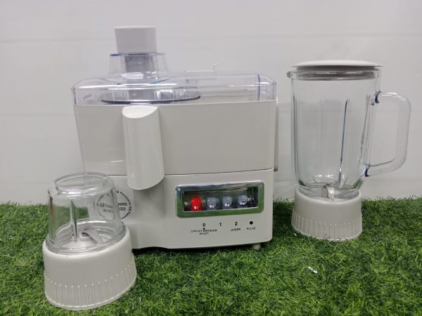 Panasonic 3 in 1 Food Factory juicer, grinder and blender. - Image 2