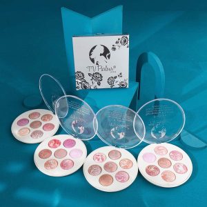 TV Parlour 7 In 1 Blush And Highlighter Available in 4 Shades A, B, C And D.
