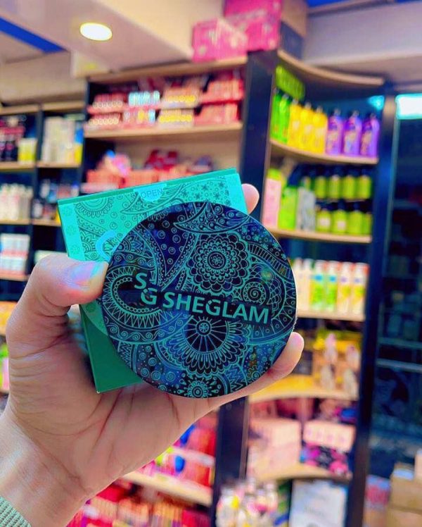 She glam stay wild face powder 2in1 - Image 2