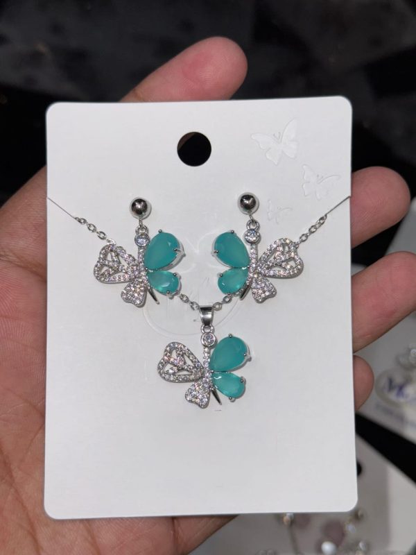 Butterfly Shaped Locket Set with chain