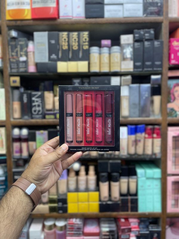 VICTORIA’S SECRET VELVET MATTE CREAM LIPGLOSS Kit - Image 4