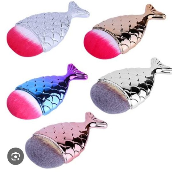 Cosmetic Fishtail Brush Make Up Tools 1pcs - Image 3