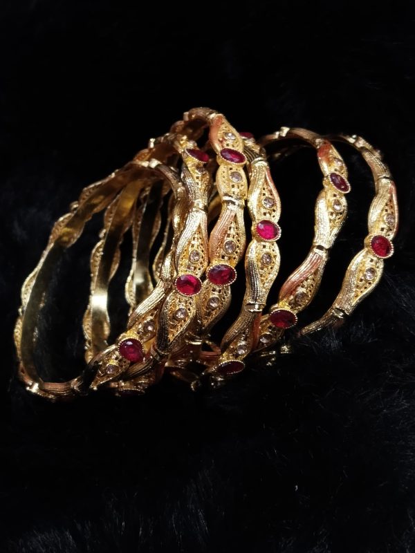 Casting Made Bangles Set of 6 pc Exclusive By Unique Fancy Jewelry.