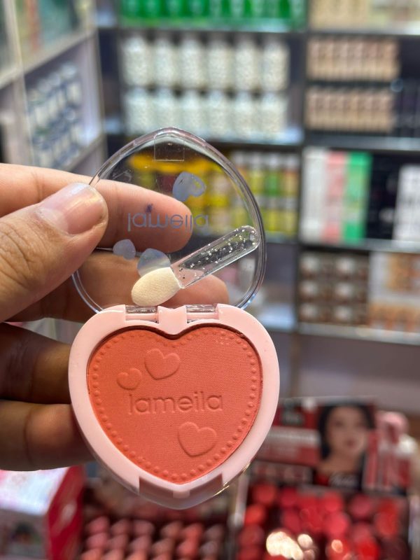 Love Shaped Blush Waterproof Sweat-proof Blusher - Image 6
