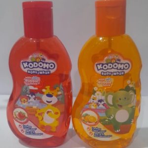 Kids Orange And Strawberry Body Wash With Bubble Stick, 200 ml.