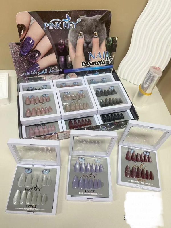 PIN KEY Almond Shaped Chrome 12 Pcs Press On Artificial Nails: - Image 5
