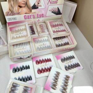 PIN KEY Almond Shaped Chrome 12 Pcs Press On Artificial Nails: