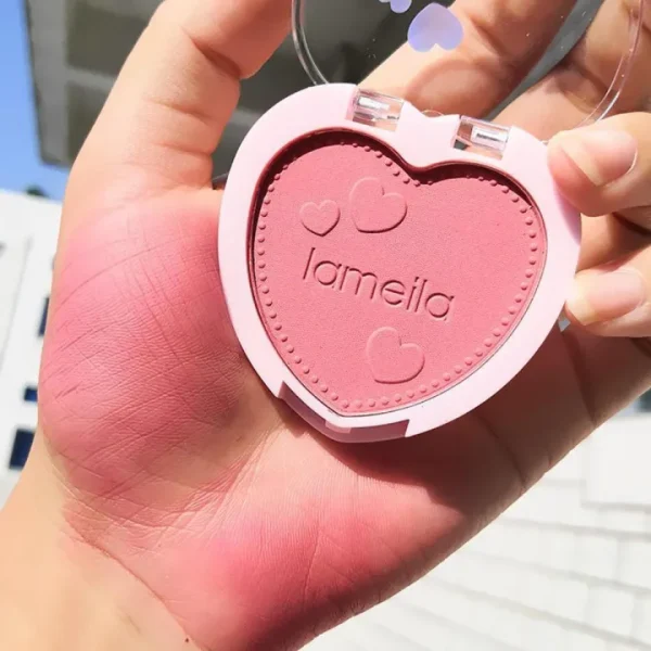 Love Shaped Blush Waterproof Sweat-proof Blusher - Image 2