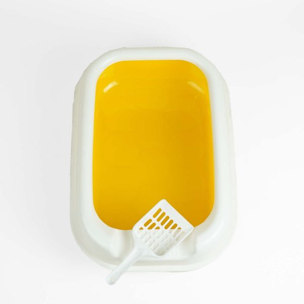 Pet Litter Tray for Adult Cats With Scoop - Image 3