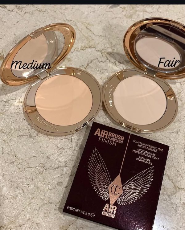 Charlotte Tilbury Airbrush Flawless Finish Powder, Available in Fair And Medium Shades.