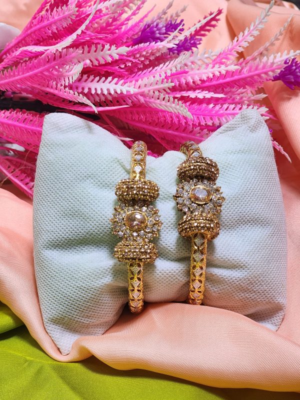 Casting Made Gold Plated 2 Pcs Kara Set Exclusive By Unique Fancy Jewellery For Women.
