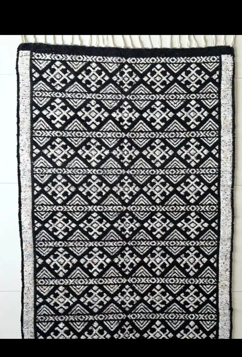 “Handcrafted Farshi Dari – Traditional Elegance with Modern Comfort” - Image 7