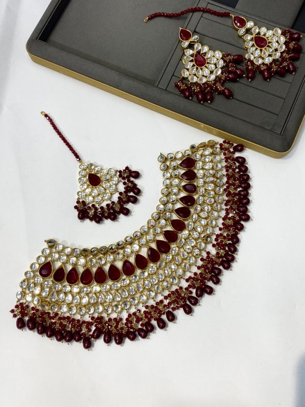Farshi Kundan Made Bridal Set Exclusive By Unique Fancy Jewellery. - Image 3