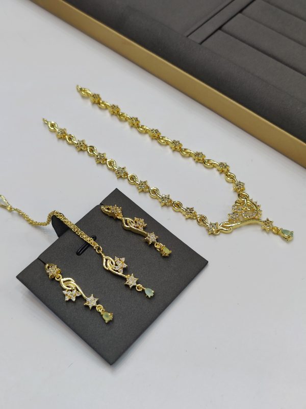 One Carat American Diamond Stones Set With Tikka Exclusive By Unique Fancy Jewellery. - Image 17