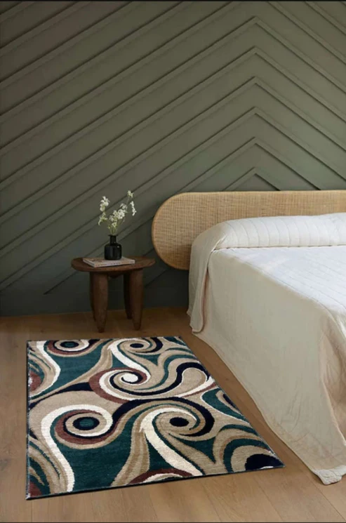 Elegant Handcrafted Rugs - Image 2