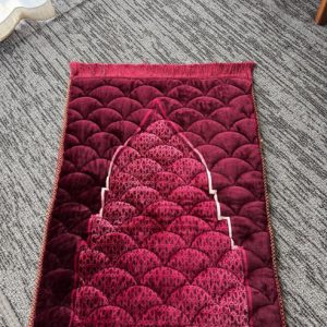 Premium Jaynamaz – Soft Velvet Prayer Comfort"