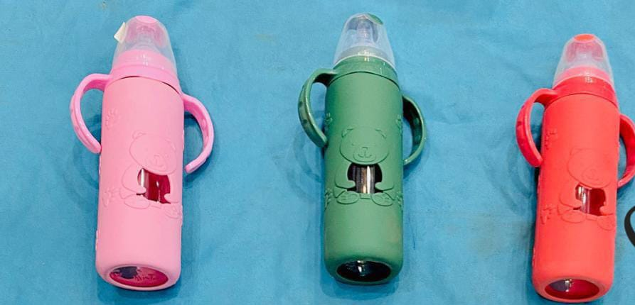 BABY GLASS FEEDING BOTTLE (LARGE)