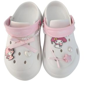 Miniso Hello Kitty and Friends Clogs, Size: 37, 38.