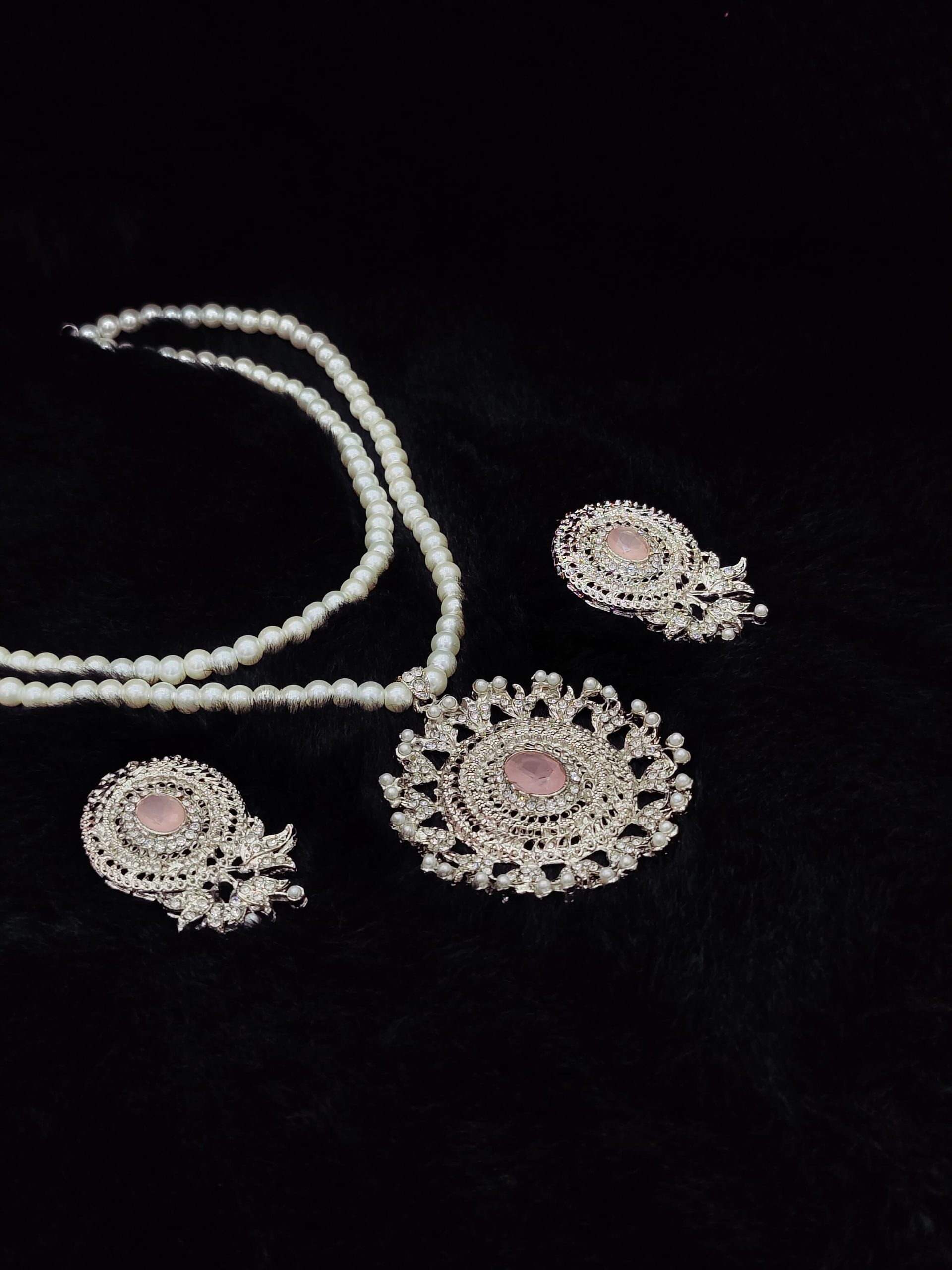 Casting Made Mala Set Exclusive By Unique Fancy Jewellery. - Image 5