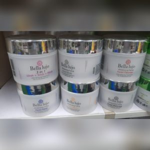 Bella Lujo whitening facial Kit 300ML: