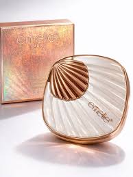 Emelie Paris Pearl Essence Full Coverage Matte Compact Powder - Image 3
